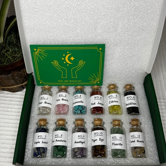 Natural Gemstones Kis - Picture 1 of 3